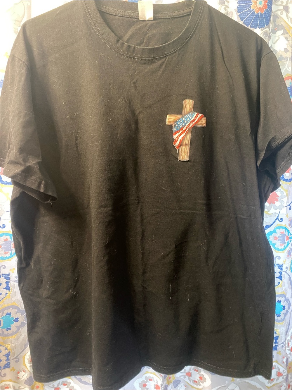 Black Men’s T‑Shirt with American Flag Cross Graphic